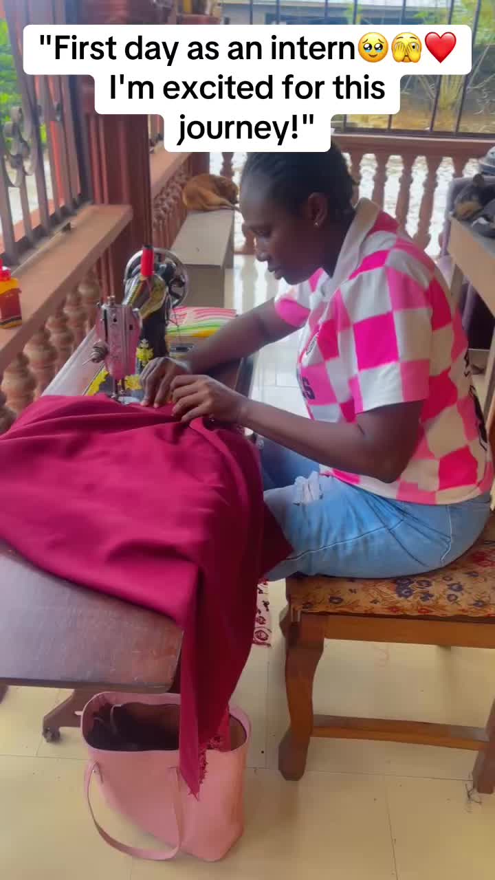 @Made by Happiness ✂️🧵