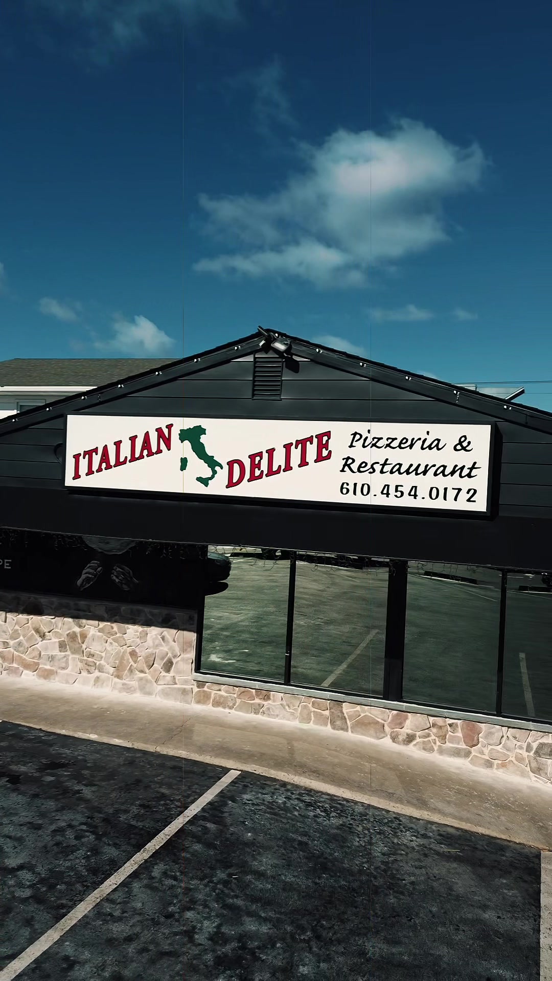@Italian Delite Trappe🍕