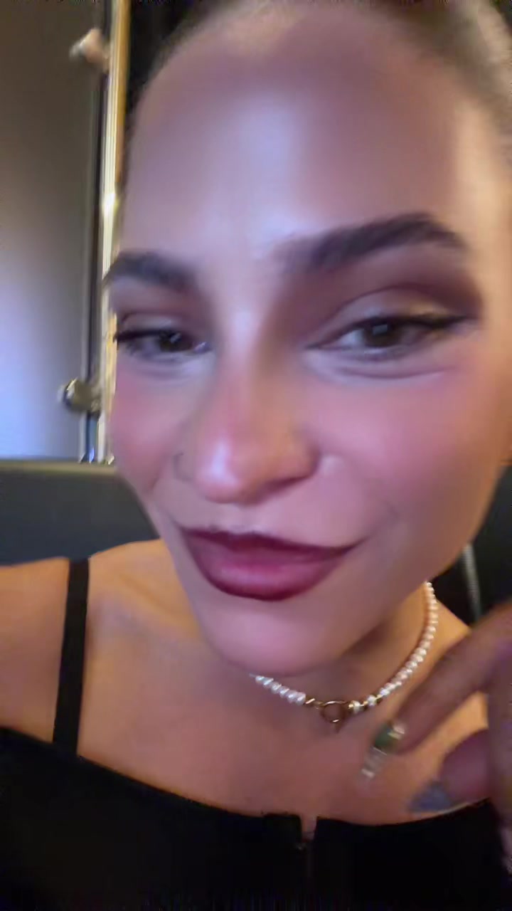 @Emma🦋