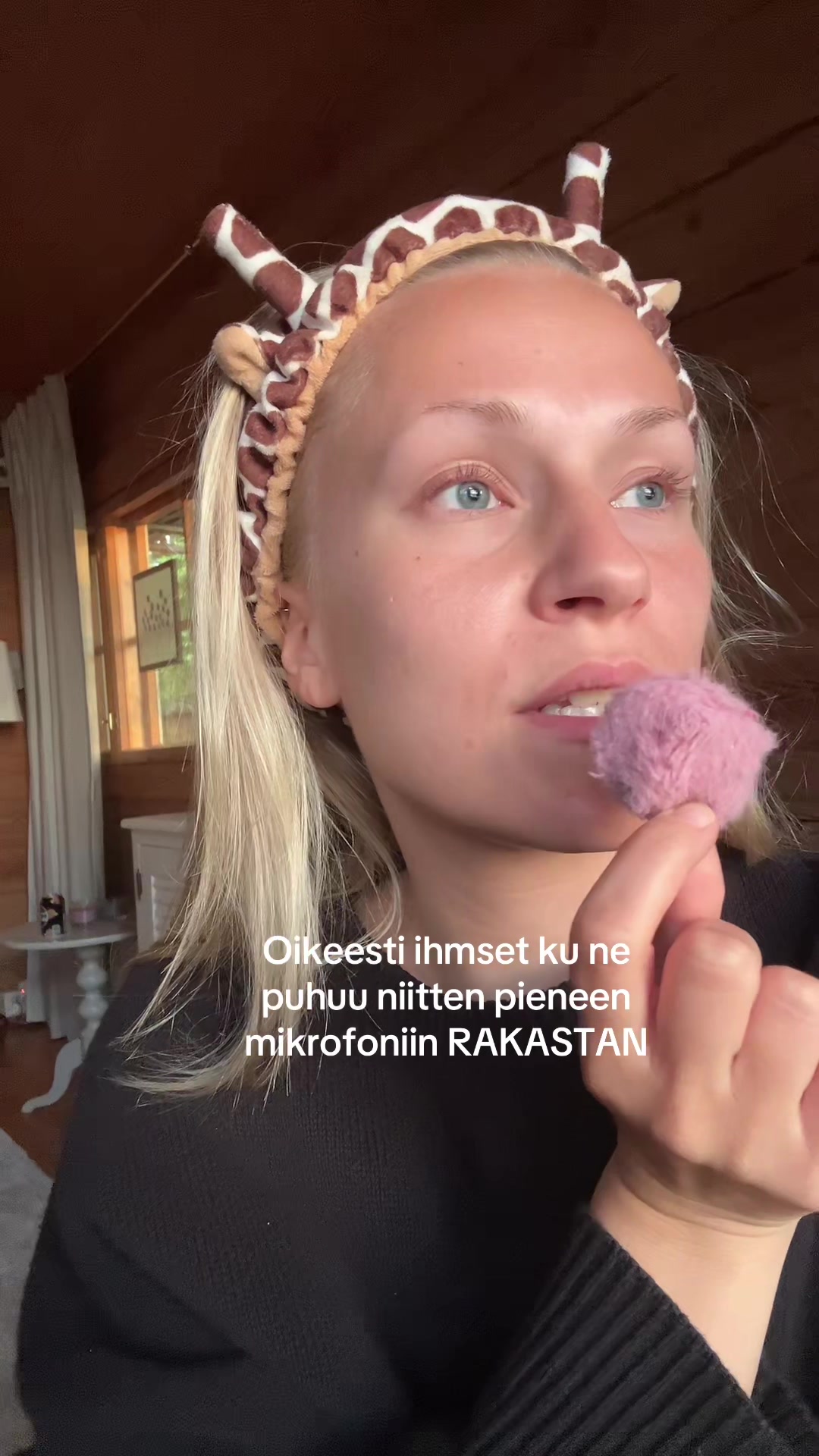 @ELLA🤠