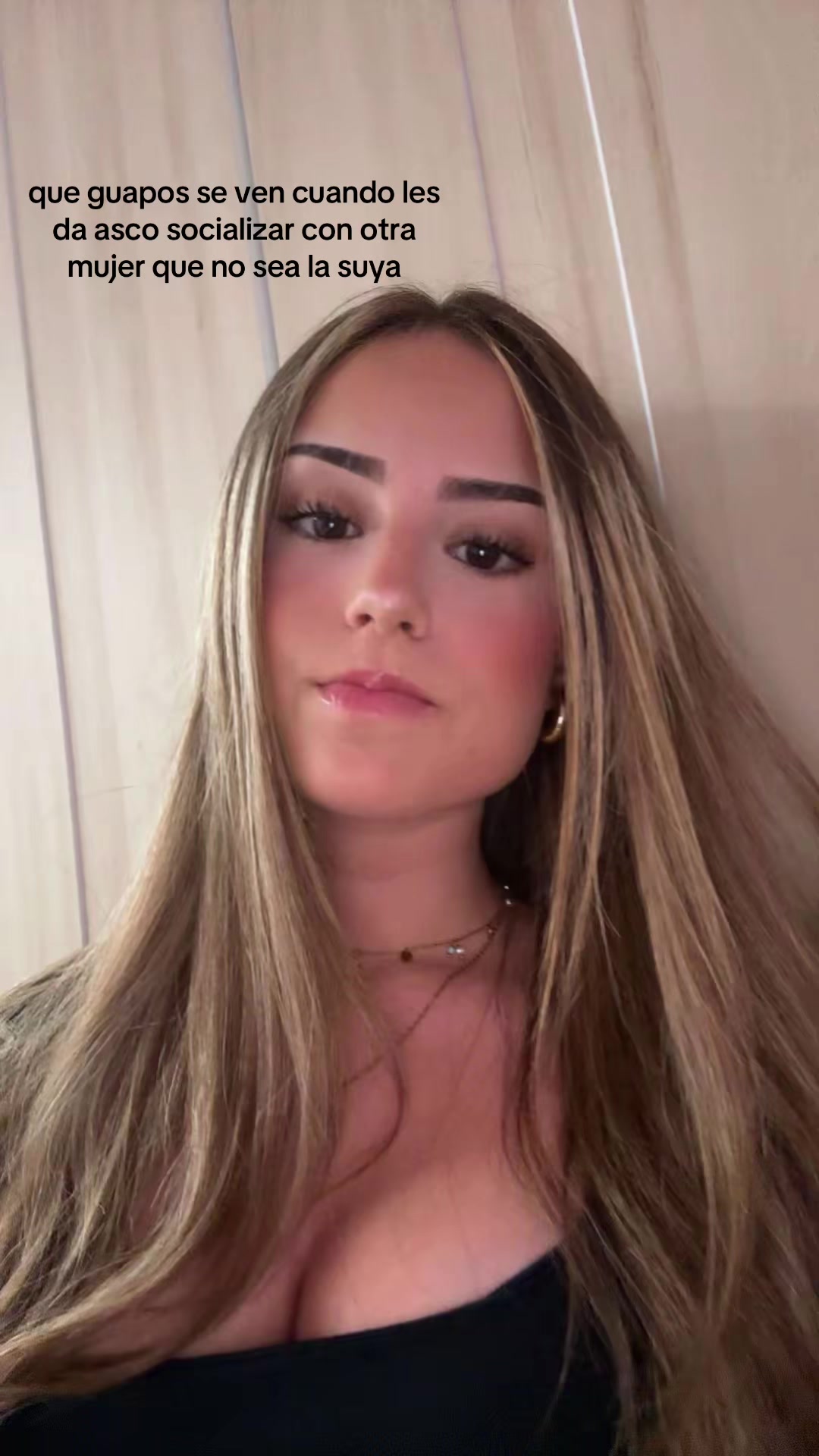 @luciialuuqueee_