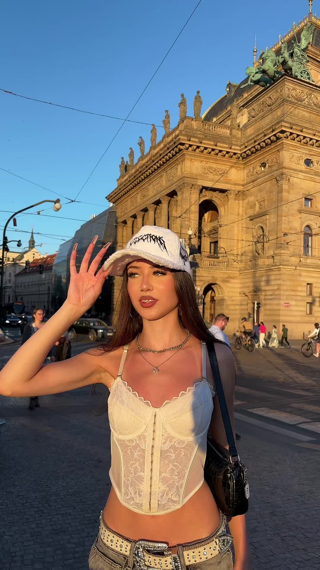 @🥀SAŇA🥀
