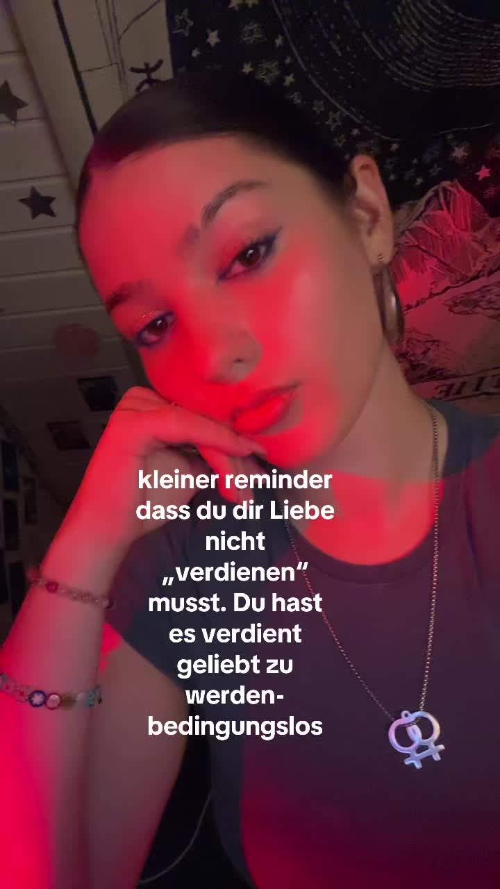 @⋆⍣꙳✭✩ e-lena 🫍