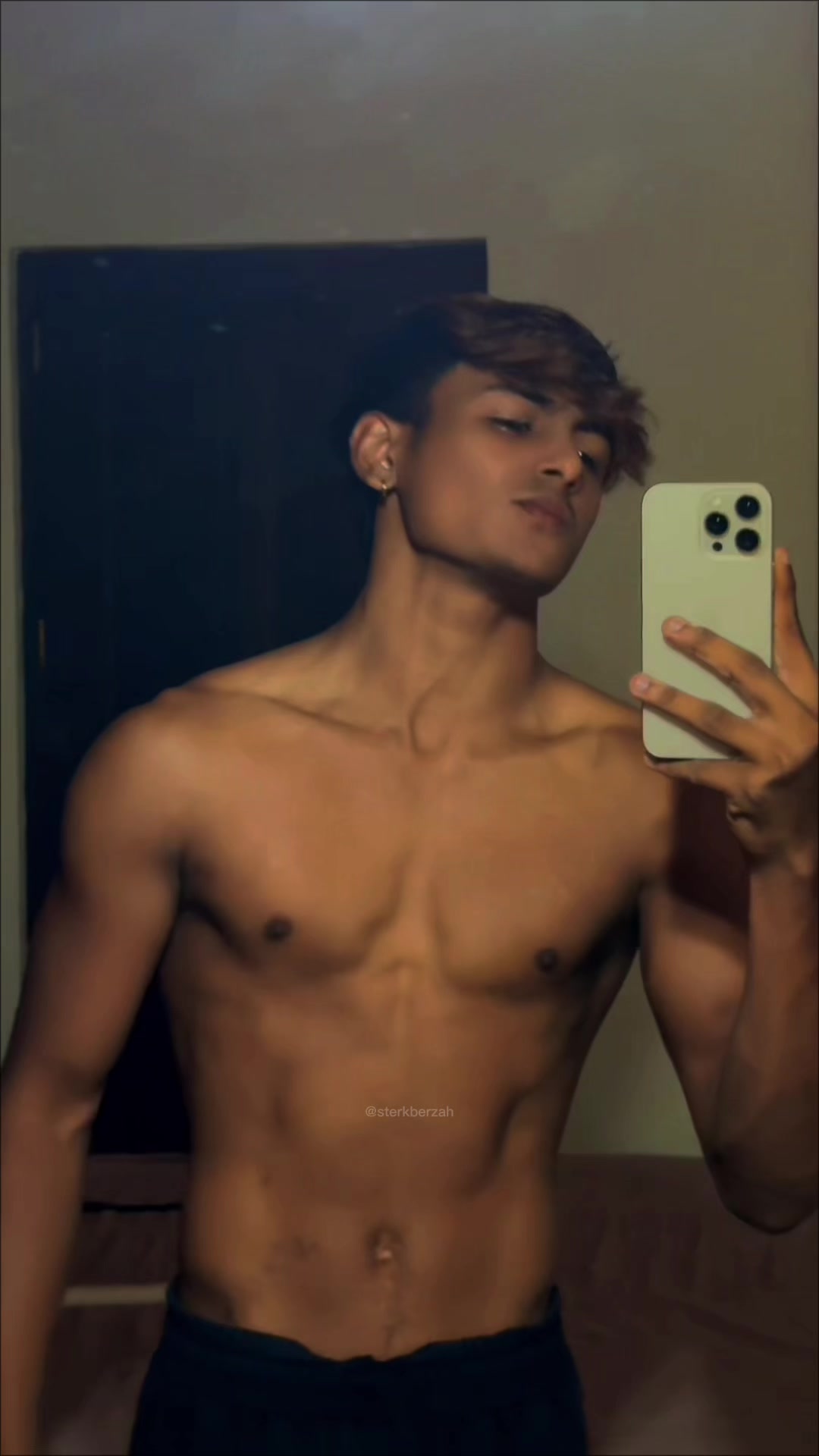 @𝐒𝐡𝐚𝐤𝐲𝐲 ♱
