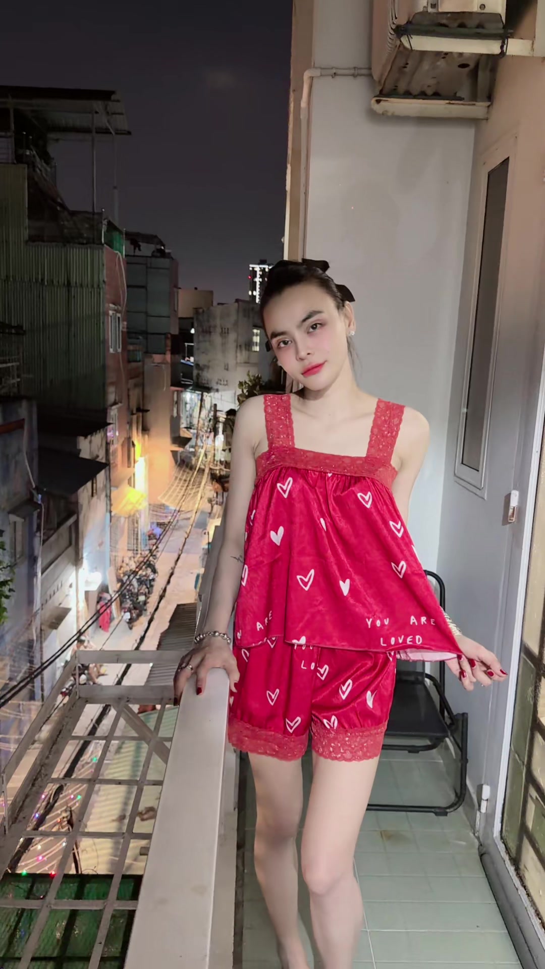 @Ngân Lai 💵