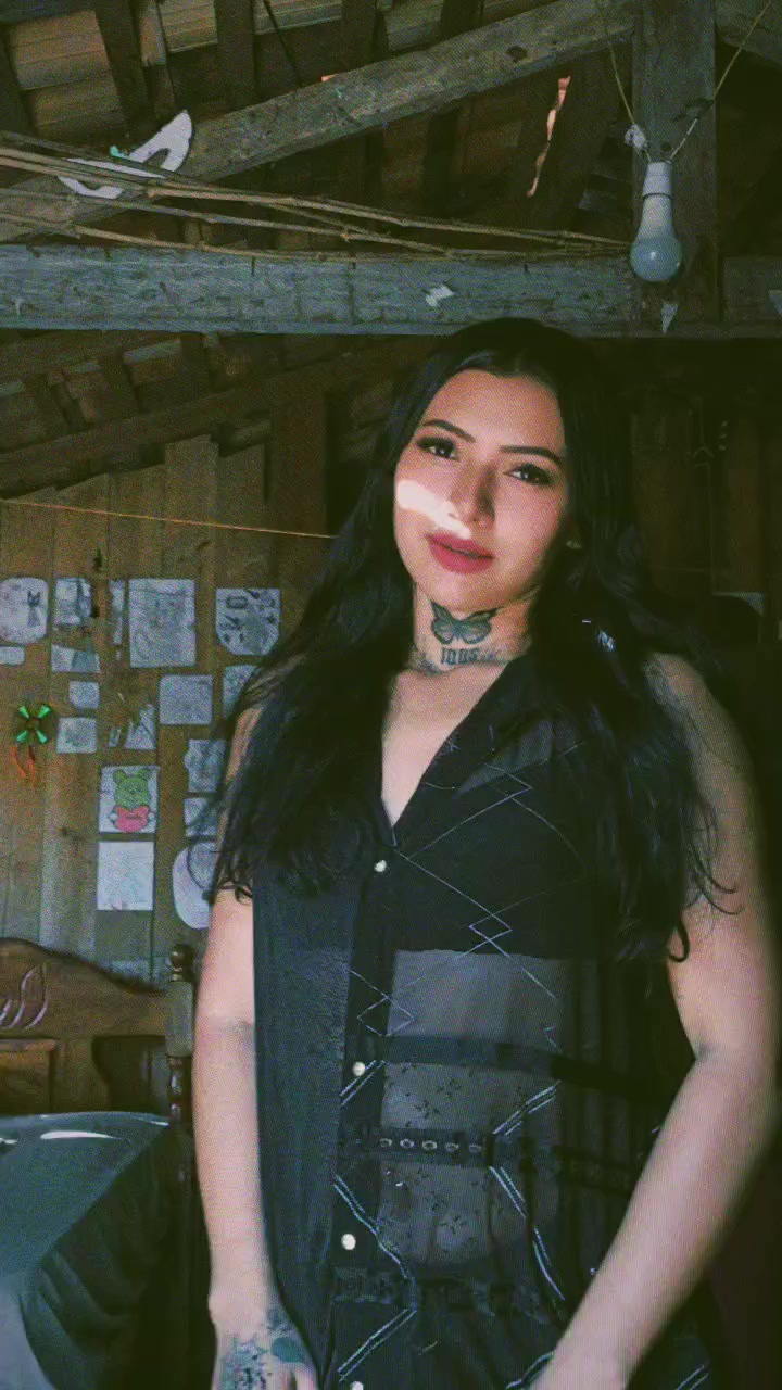 @Isabella