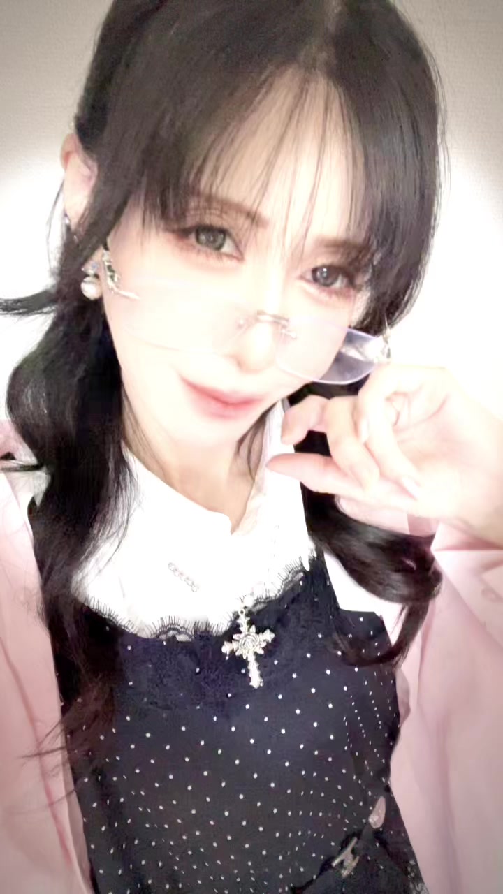 @🐻&zwj;❄️みみ💚