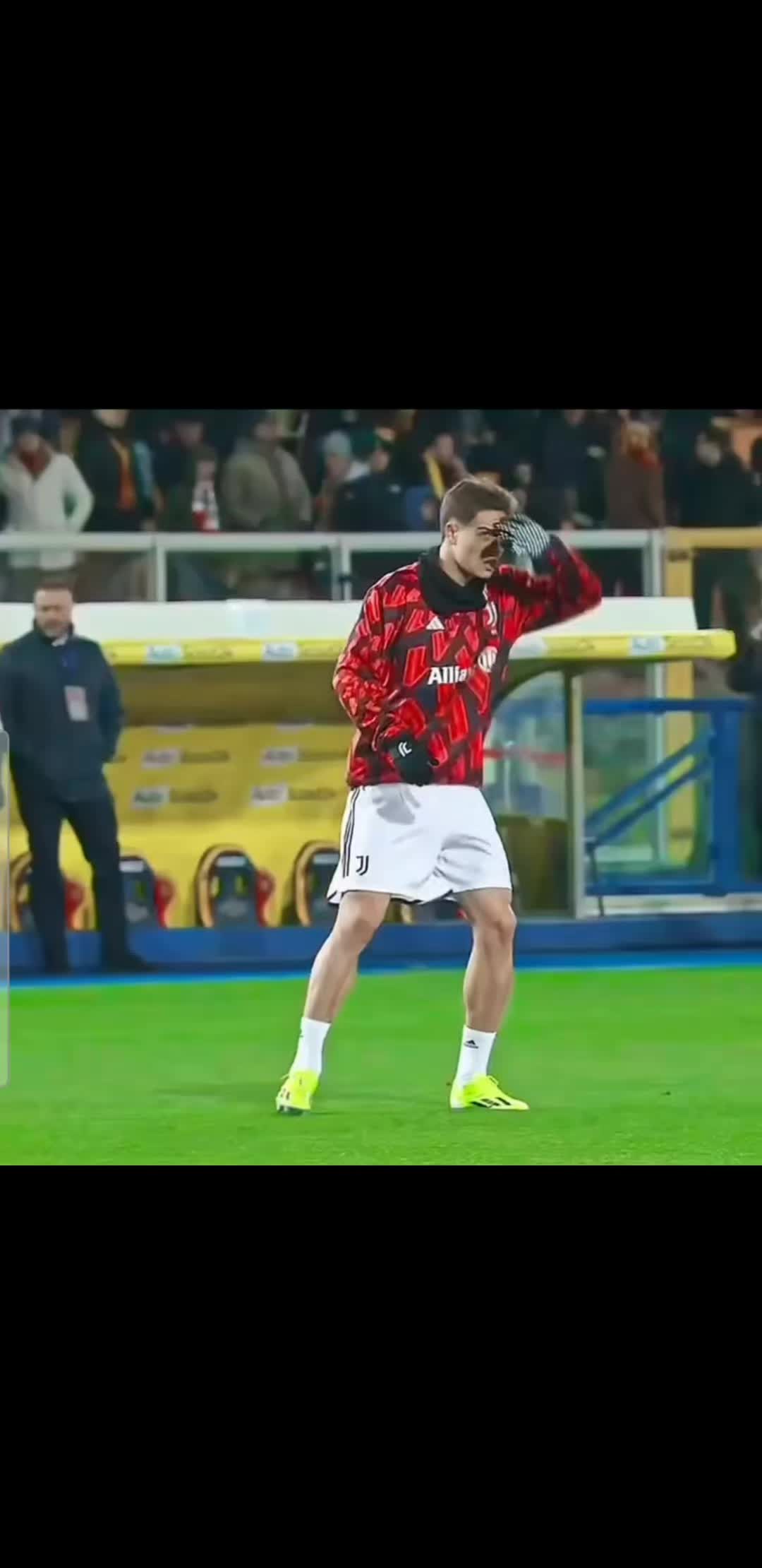 @Juveee🤍🖤