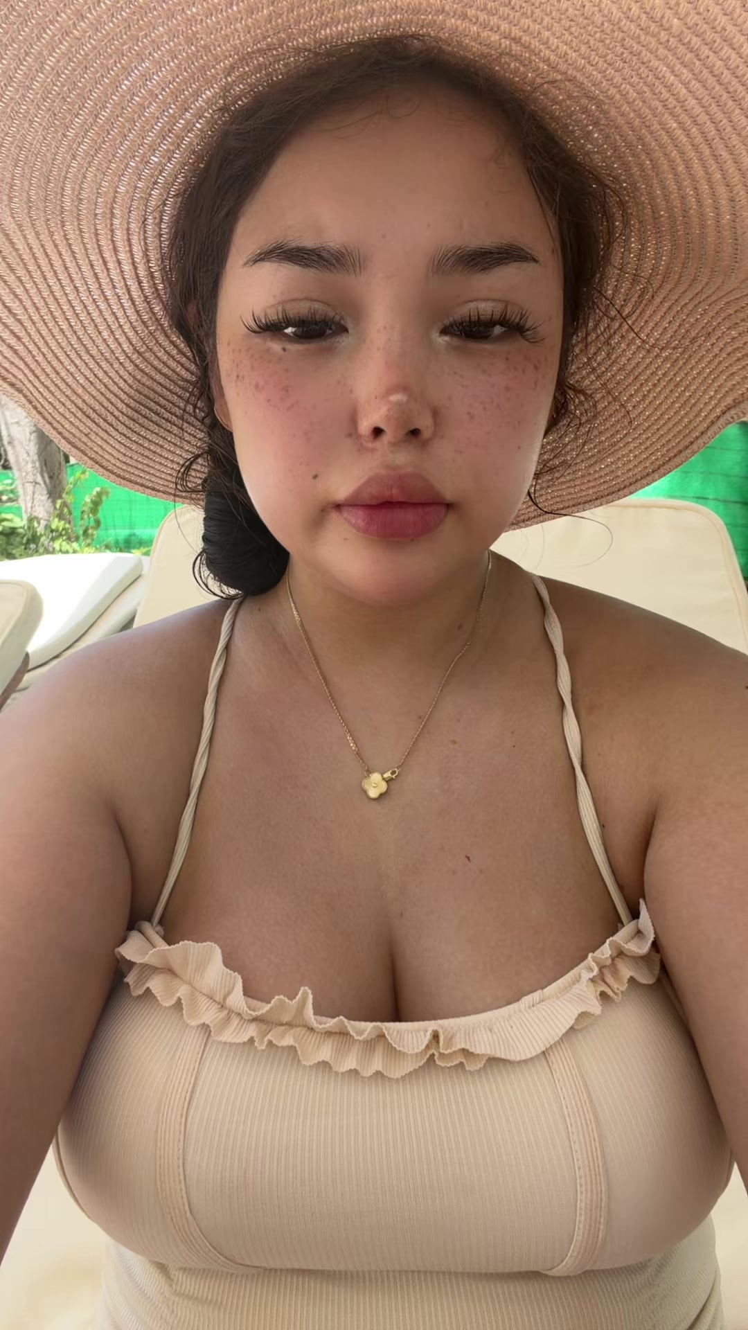 @какая-то баба
