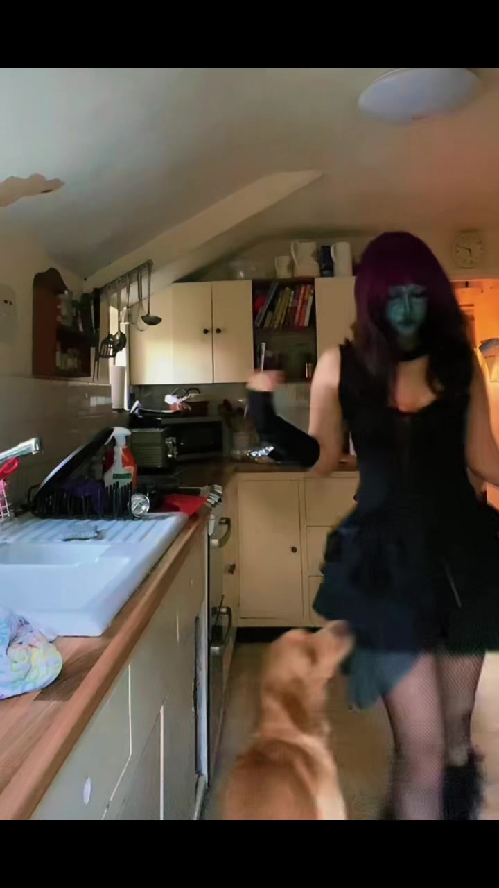 @K☥TT