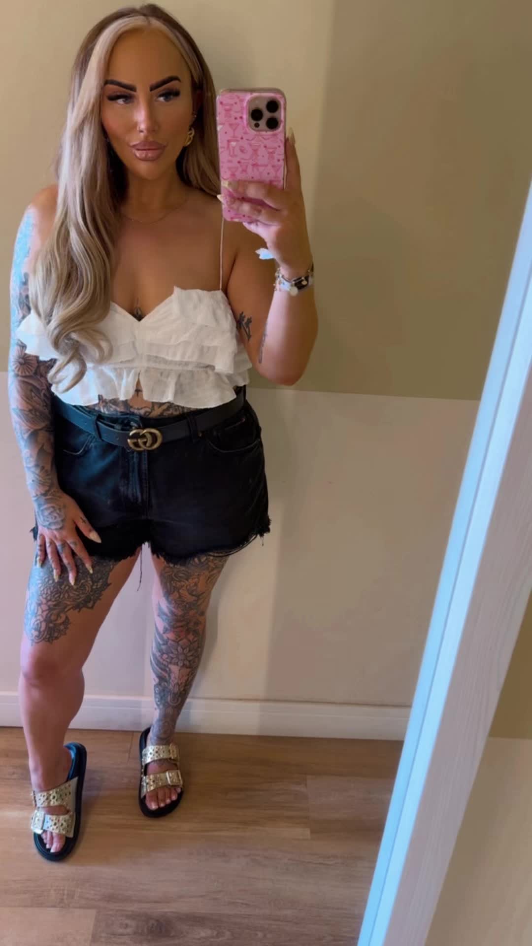 @jadecowley