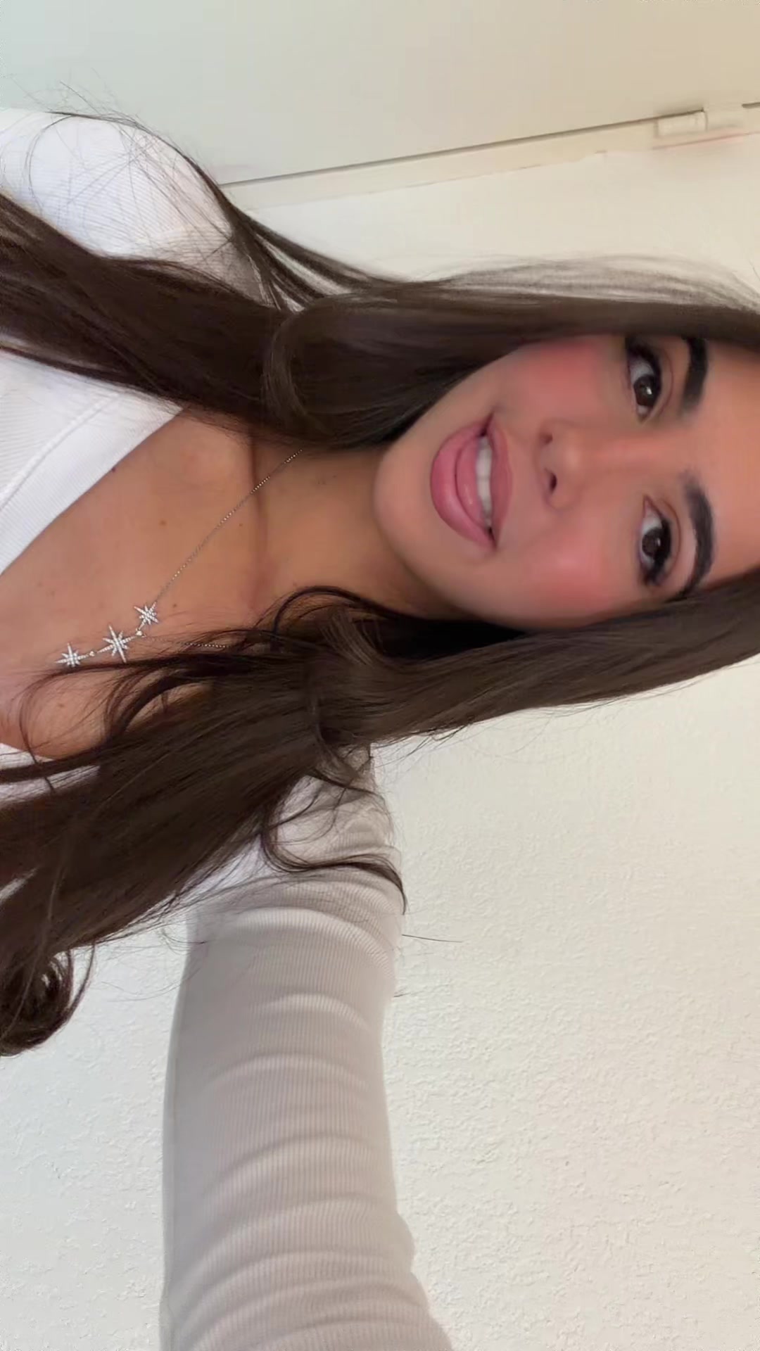 @Lana_cmt