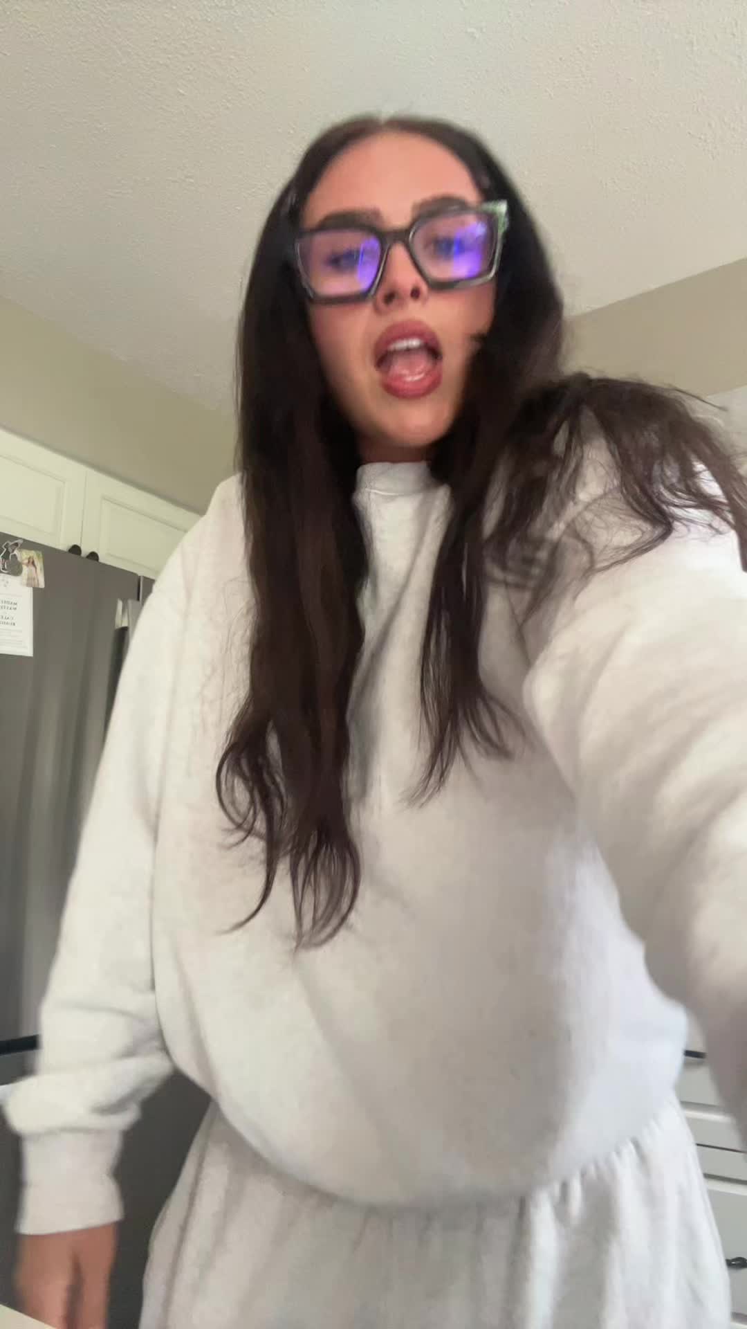 @katieeeee