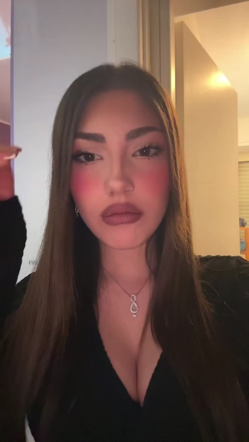 @nicole