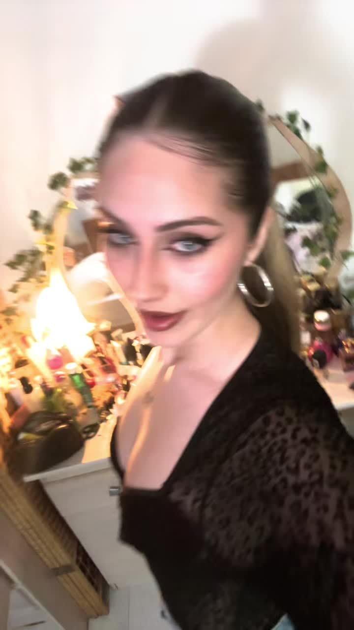 @𝑨𝒃𝒓𝒊𝒍 𝑪𝒂𝒔𝒕𝒊𝒍𝒍𝒐💎