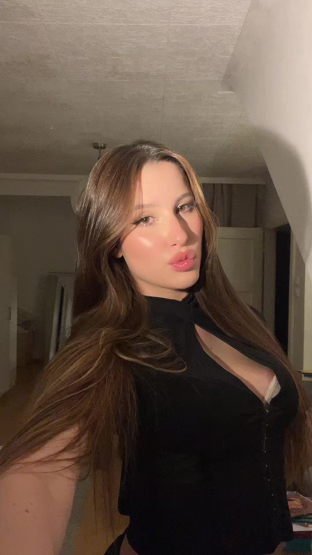 @Adelya