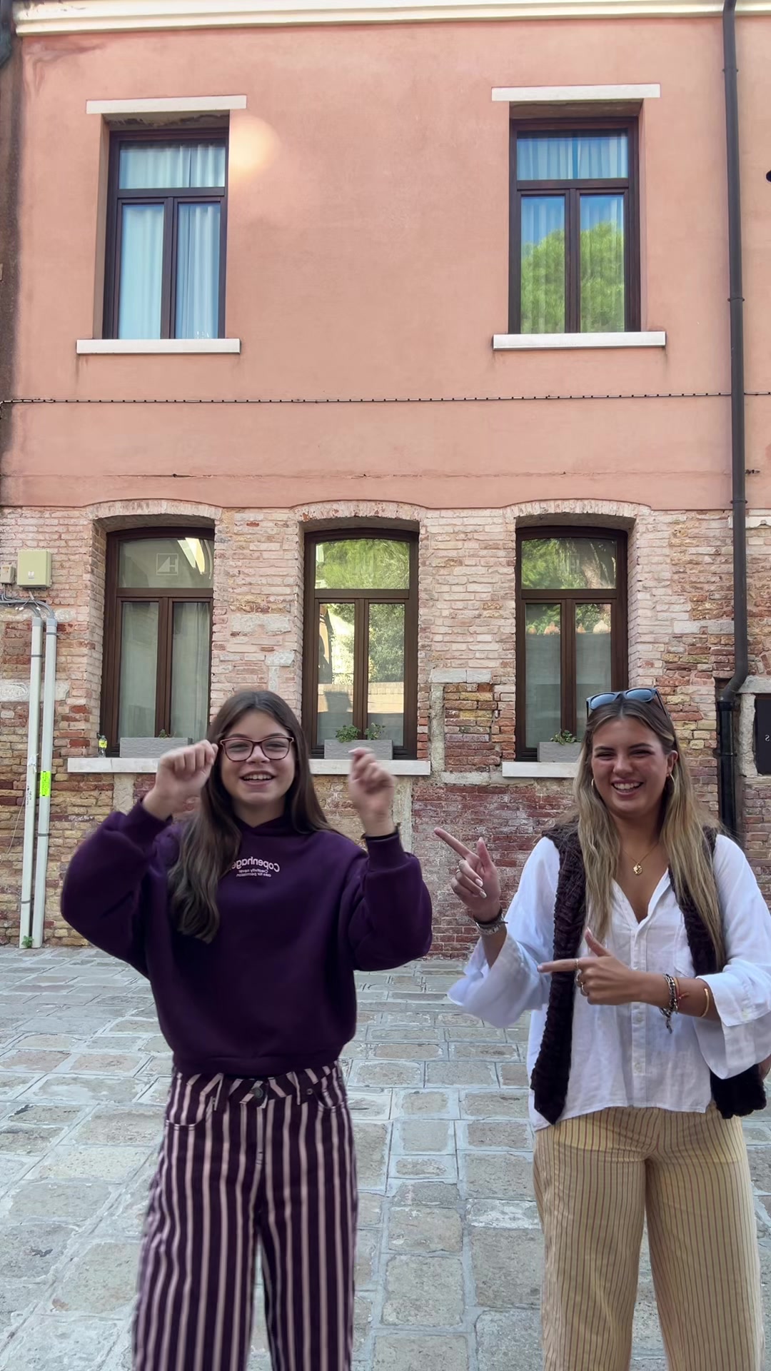 @lu