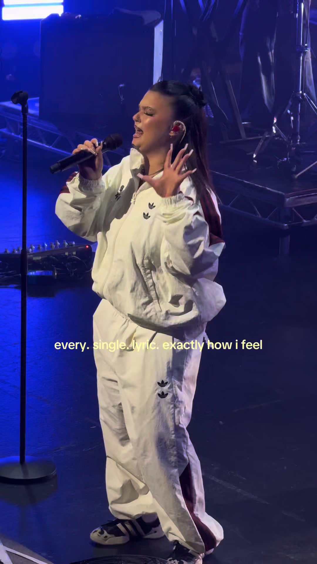 @theo on tour ⭐️