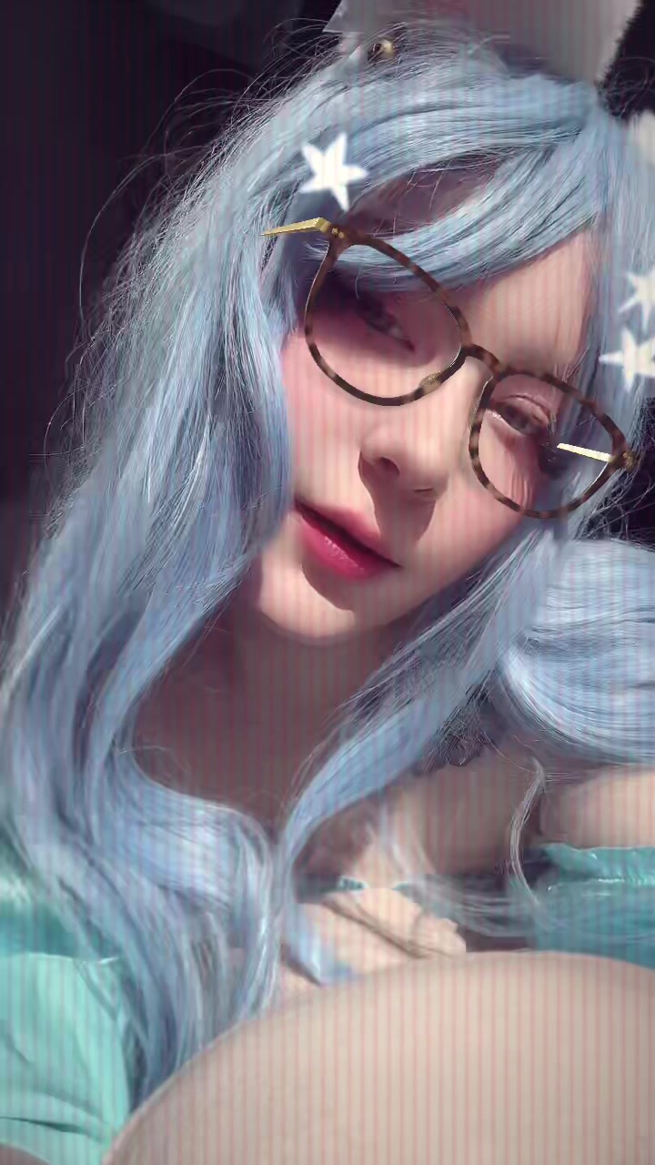 @Elybely