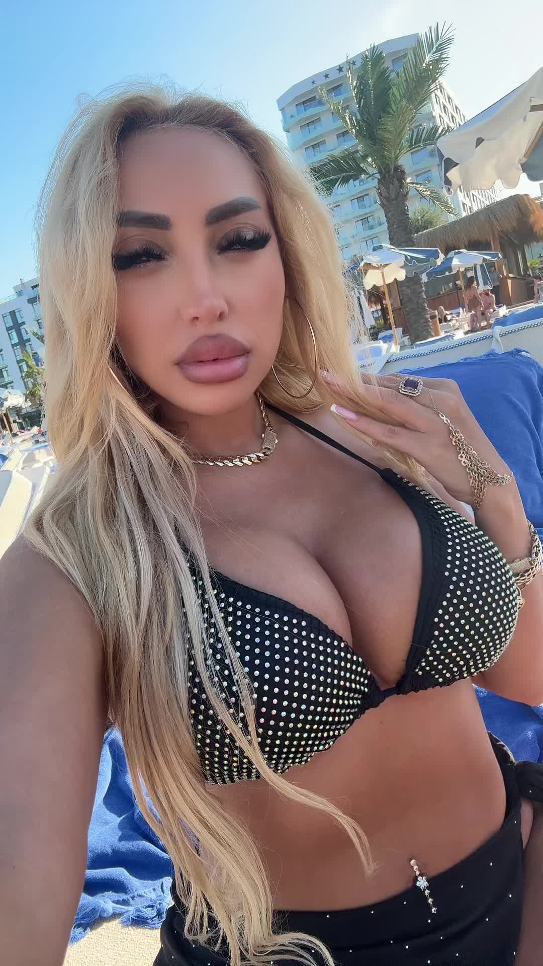 @Ramy Ramona Marin