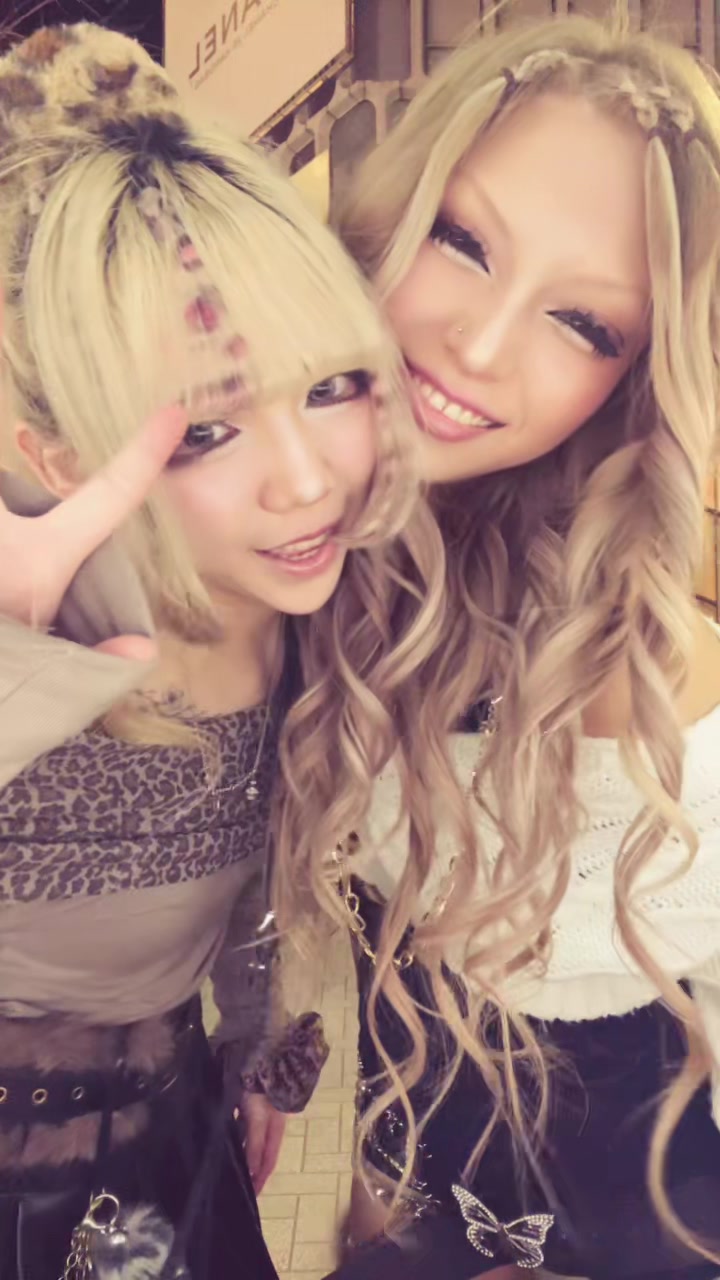 @ウテナ