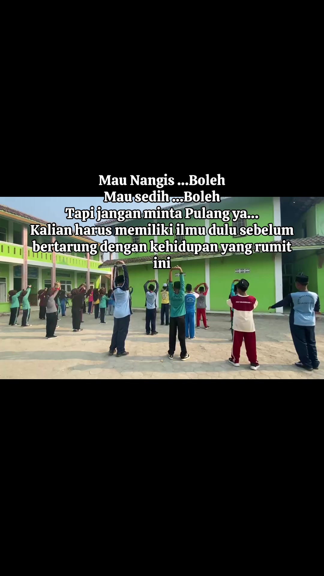@Pesantren alhidayah Rawamerta