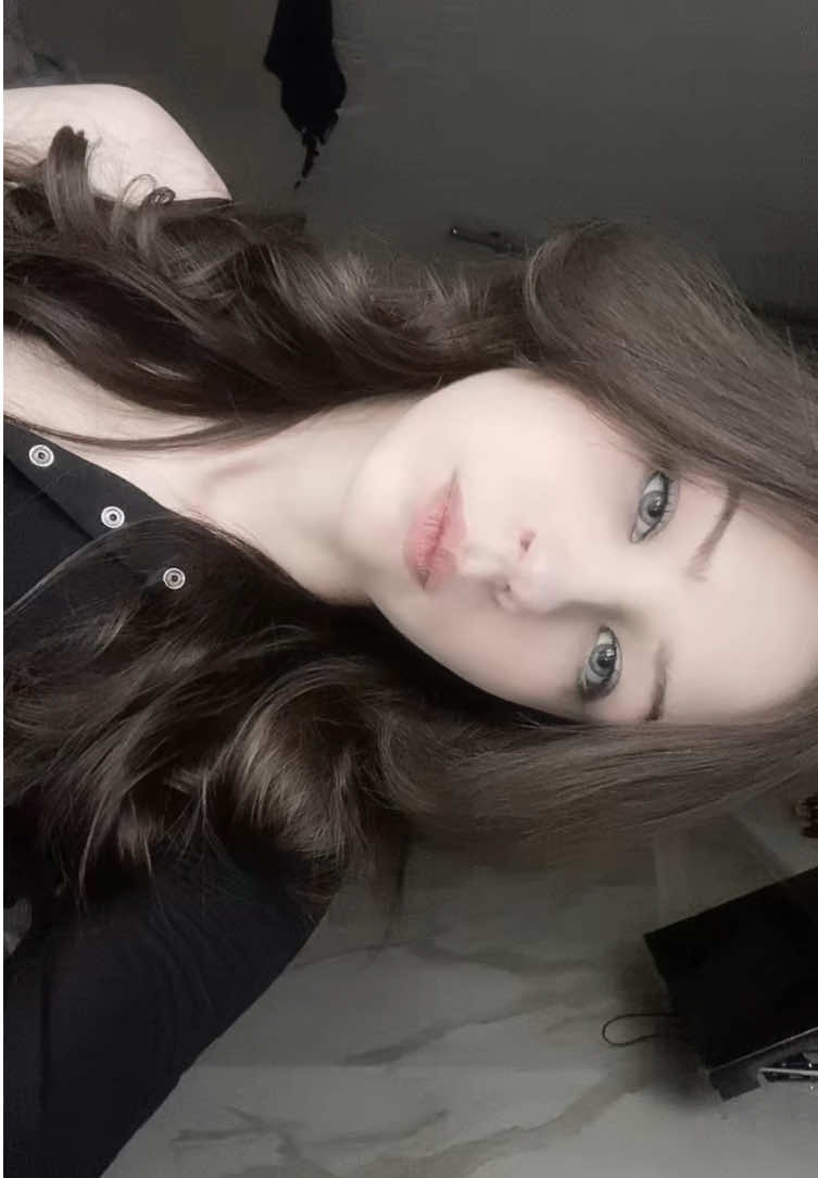 @асоциальная блядь