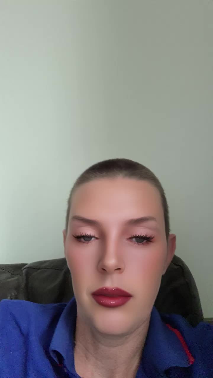 @clairebevs