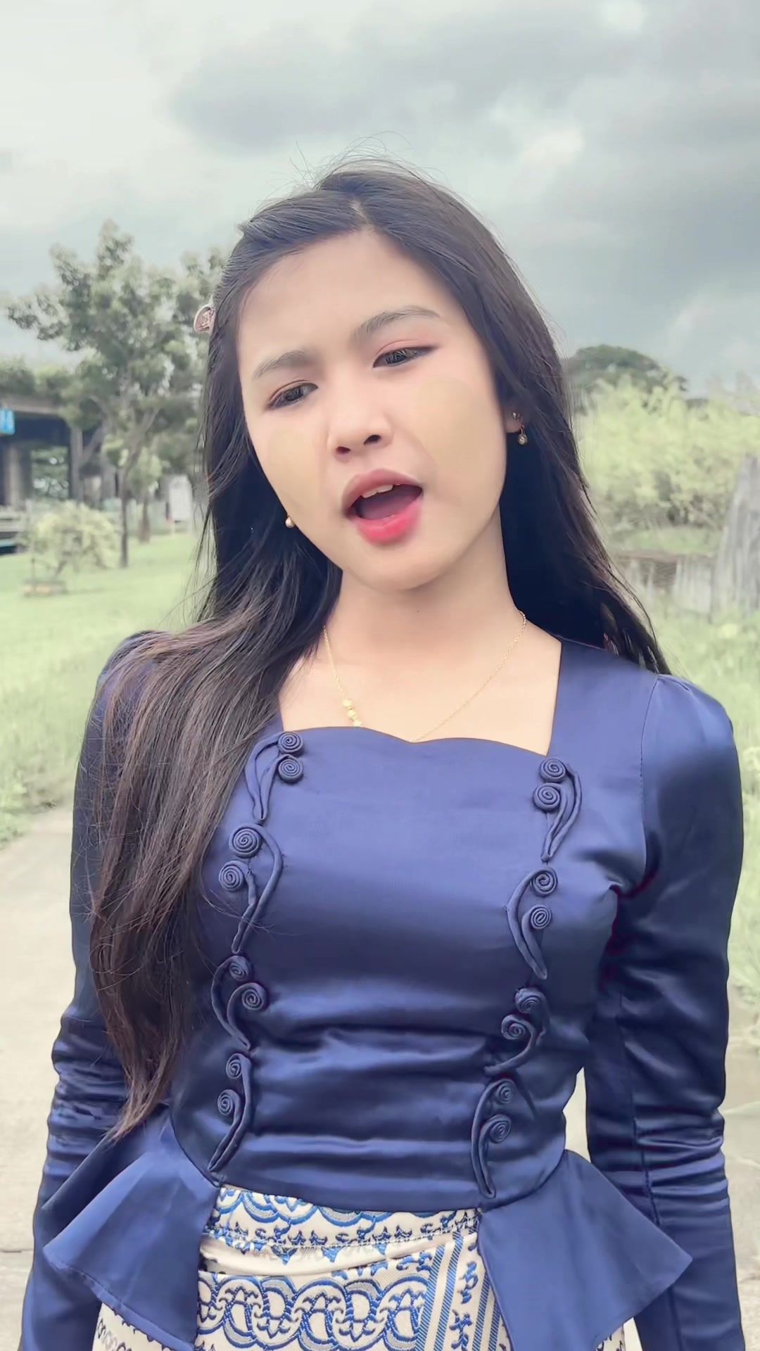 @đđŤáá˛áá˝ážáąáááşááźááŻá¸đŤđ