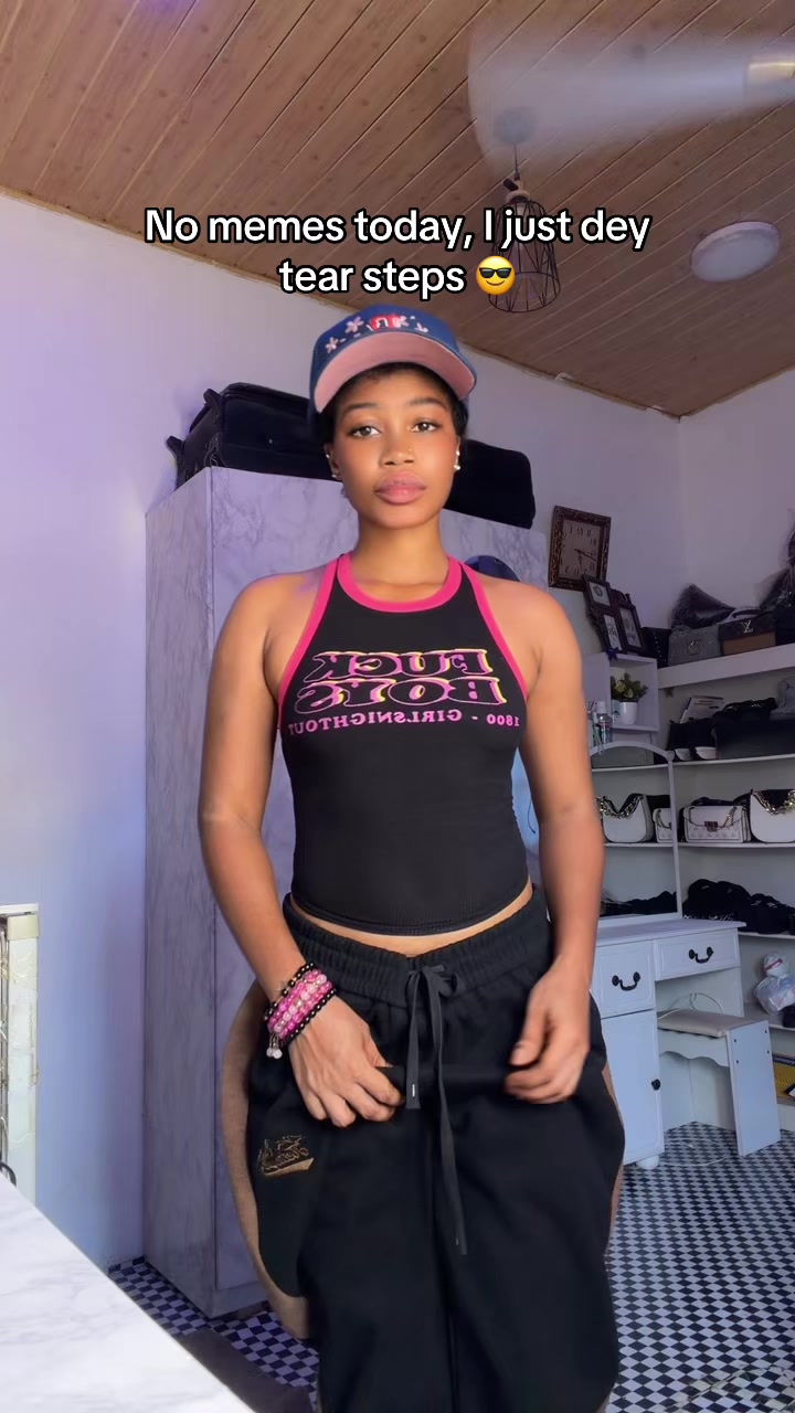 @Anita🦋