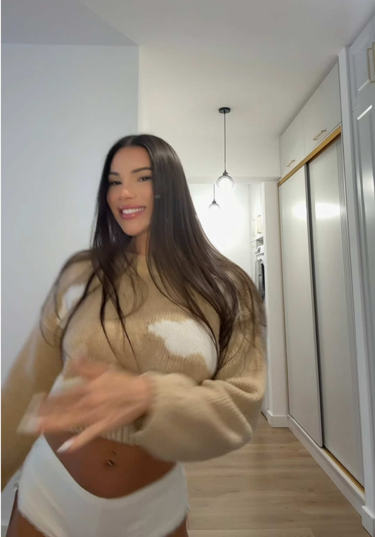 @dianaonisor