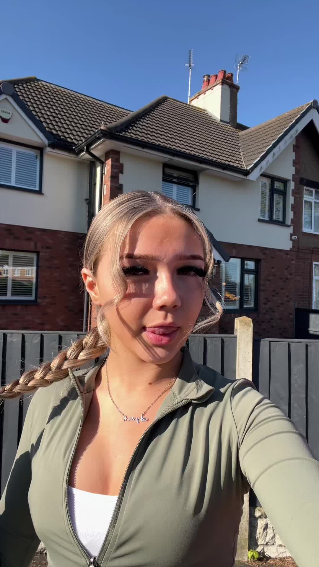 @ayvah
