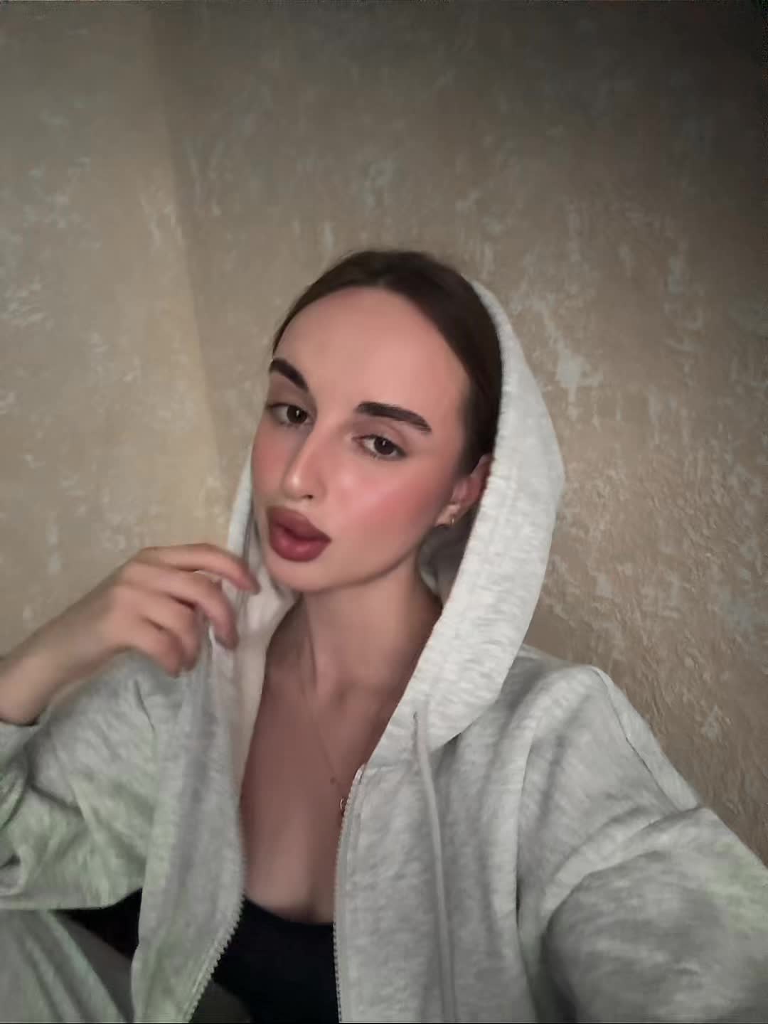 @𝐕 𝐀 𝐋 𝐄 𝐑 𝐈