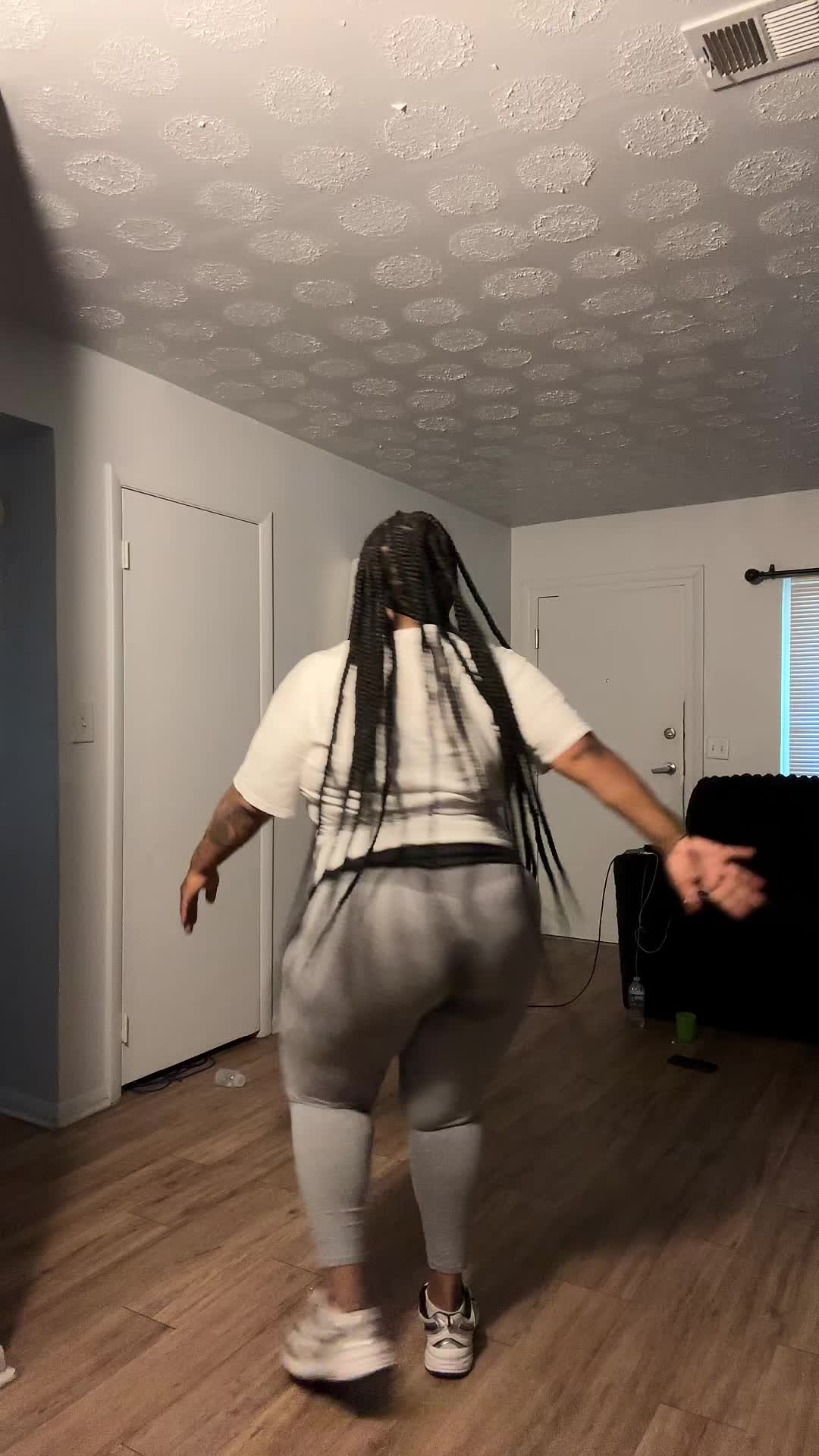 @StrawBerriiNicole