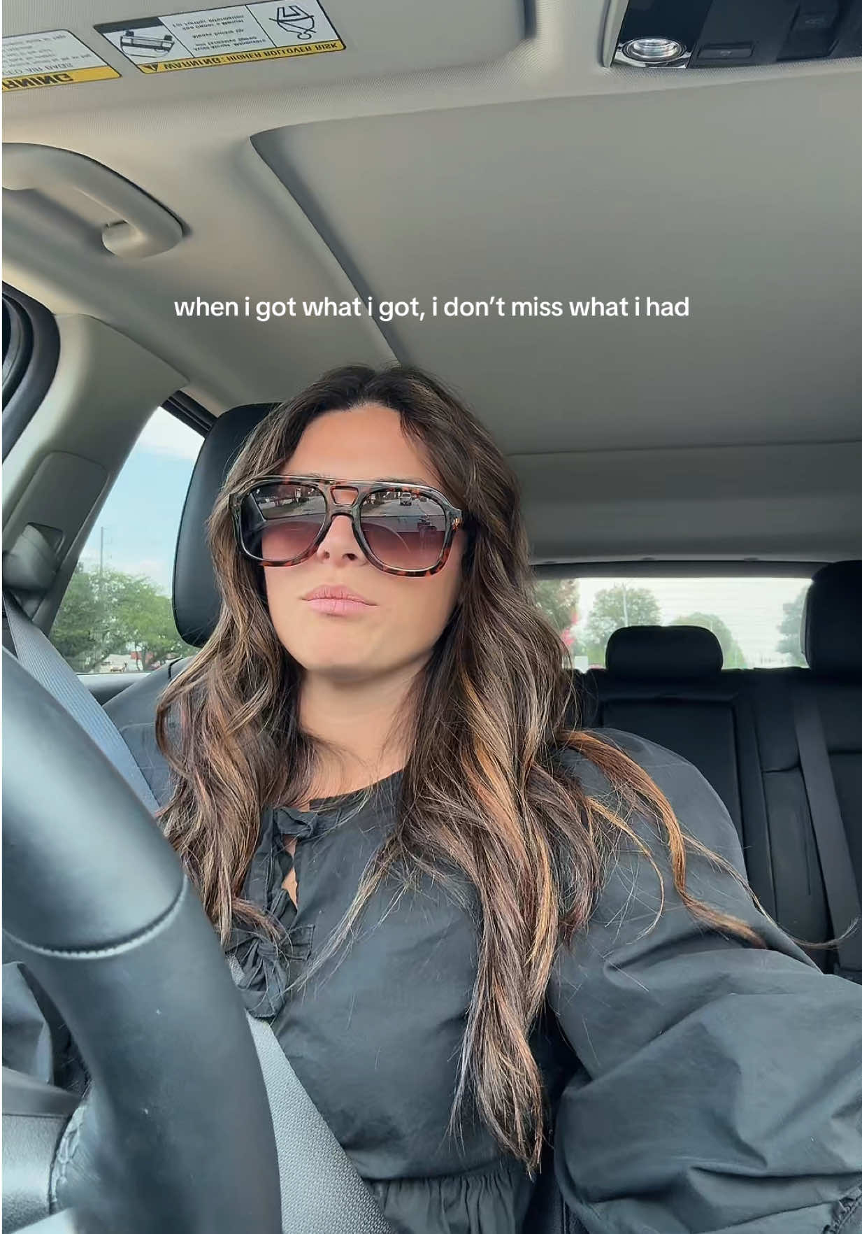 @alisonamro