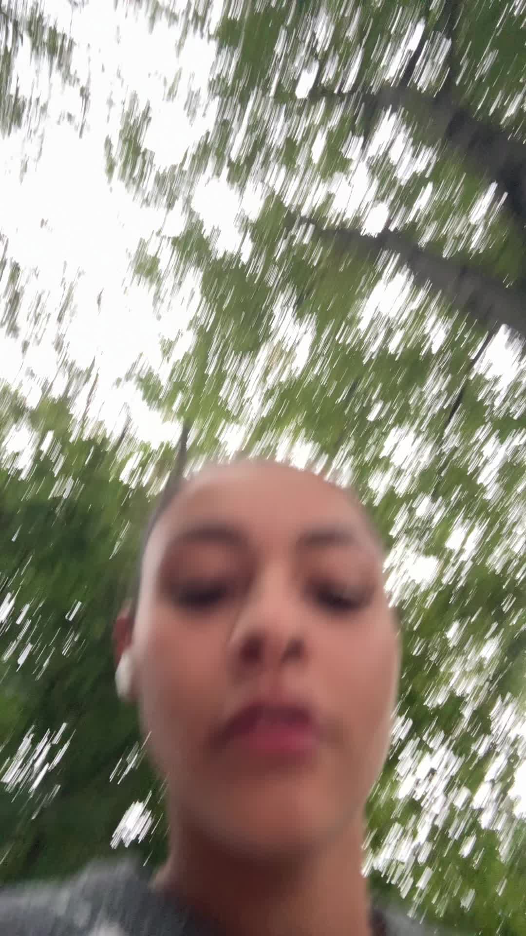 @Raquel1of1