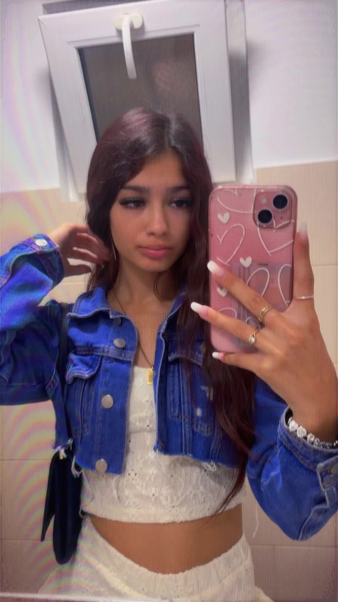 @𝐚𝐧𝐝𝐫𝐞𝐞𝐚🤍