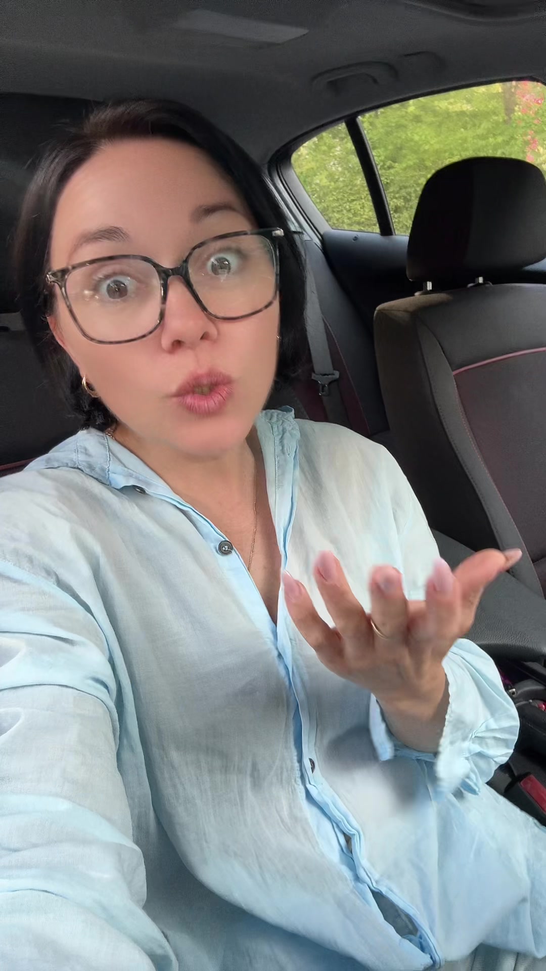 @Valeria_21