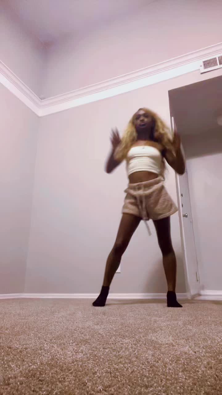 @Brenaagurlll