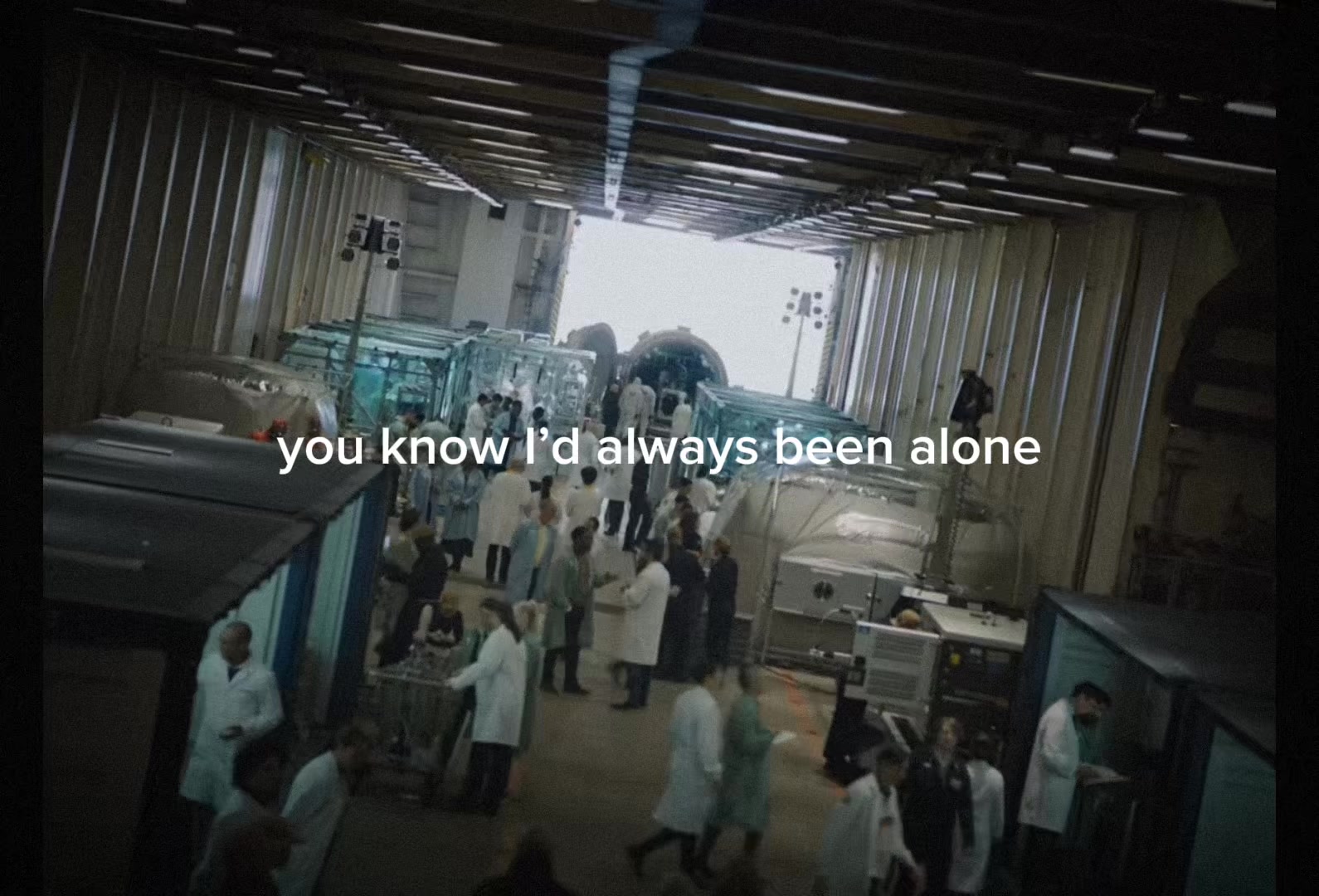 @Ava