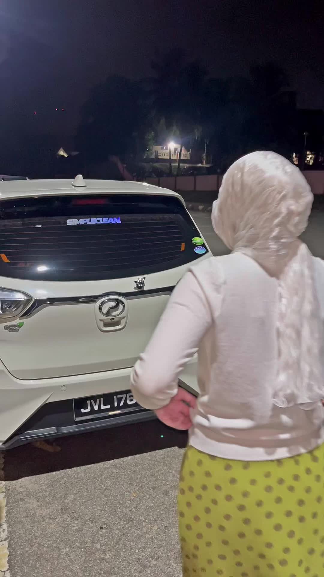 @شفيقة