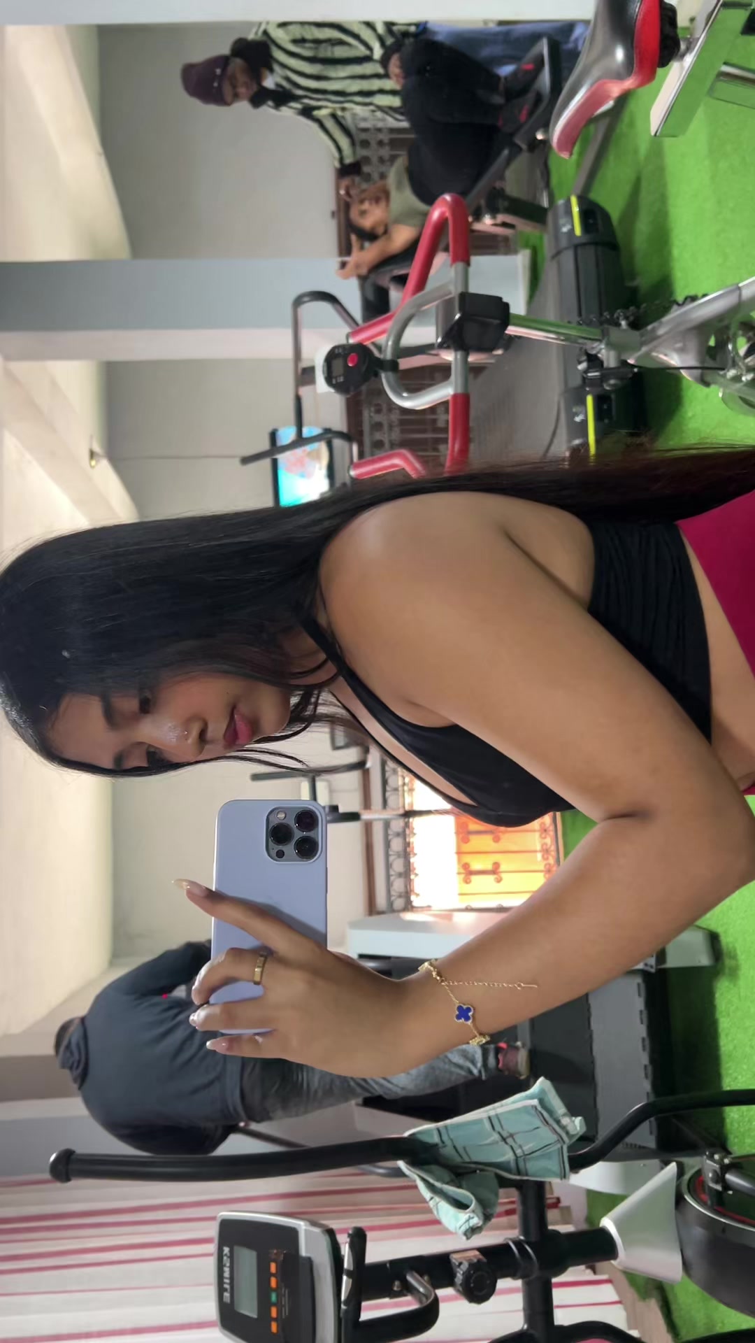 @Alexia mahatoky