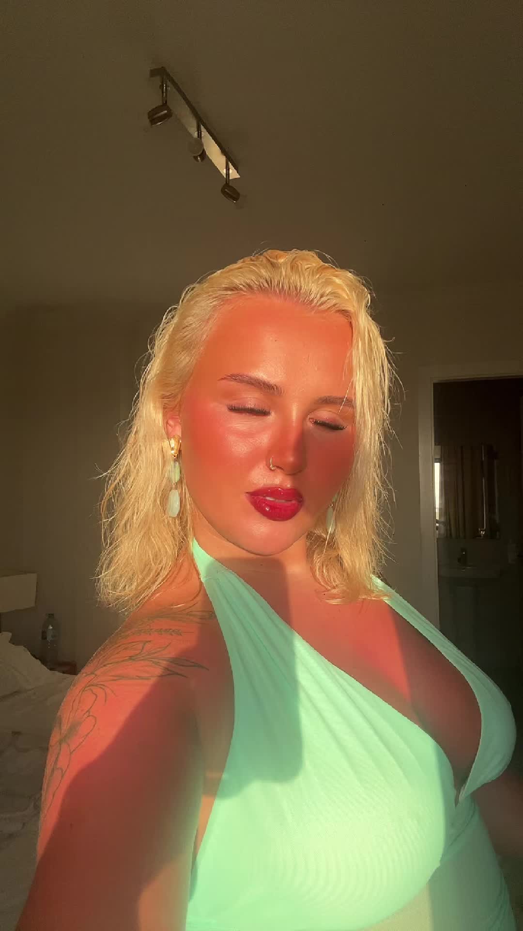 @charlzfitzzz