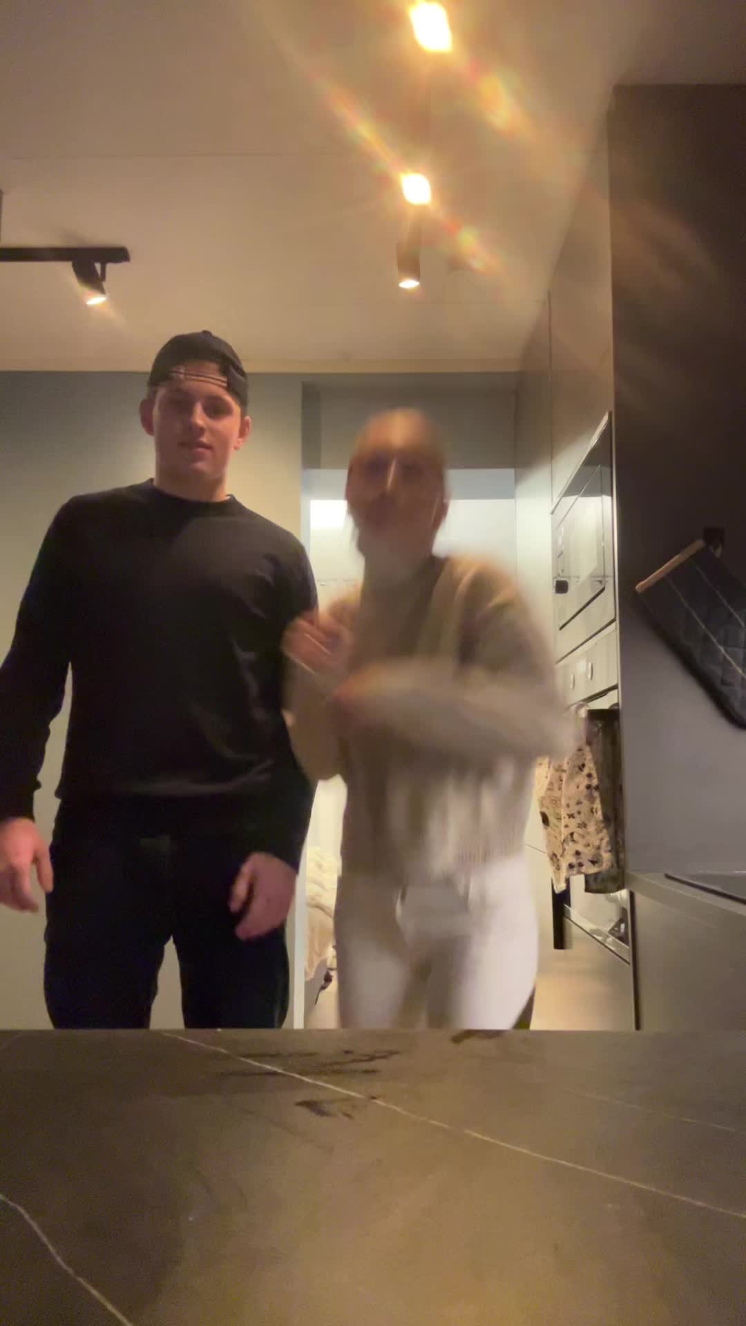 @miggi🪩