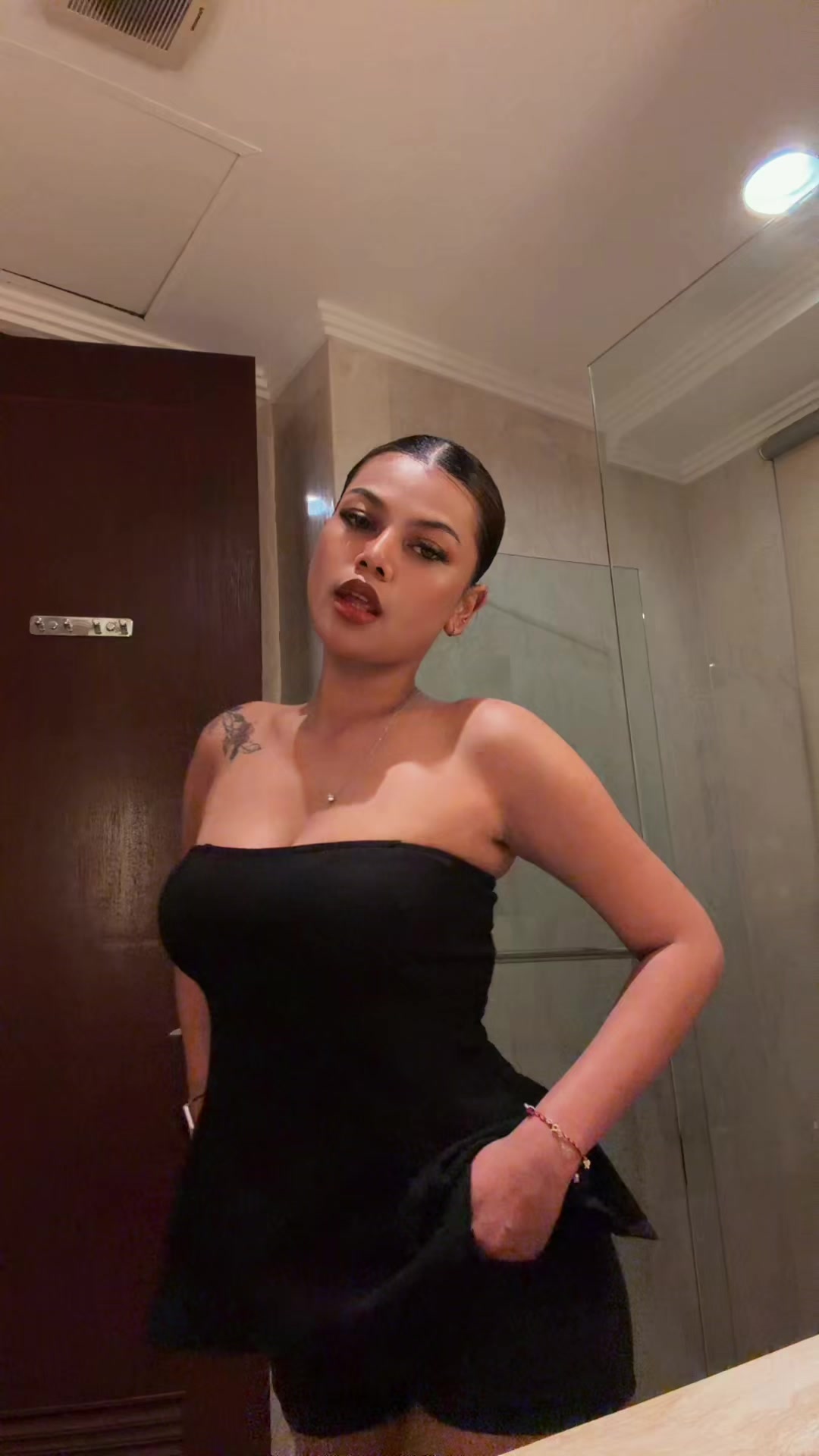 @Kikinii