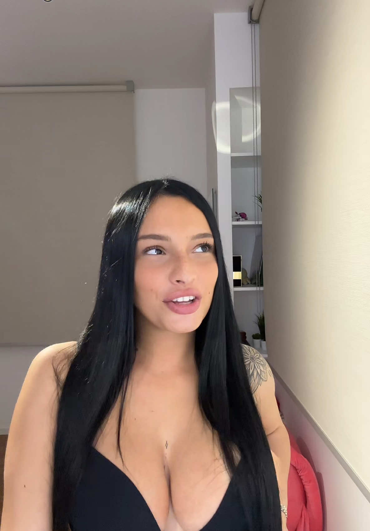 @tessa🕷️