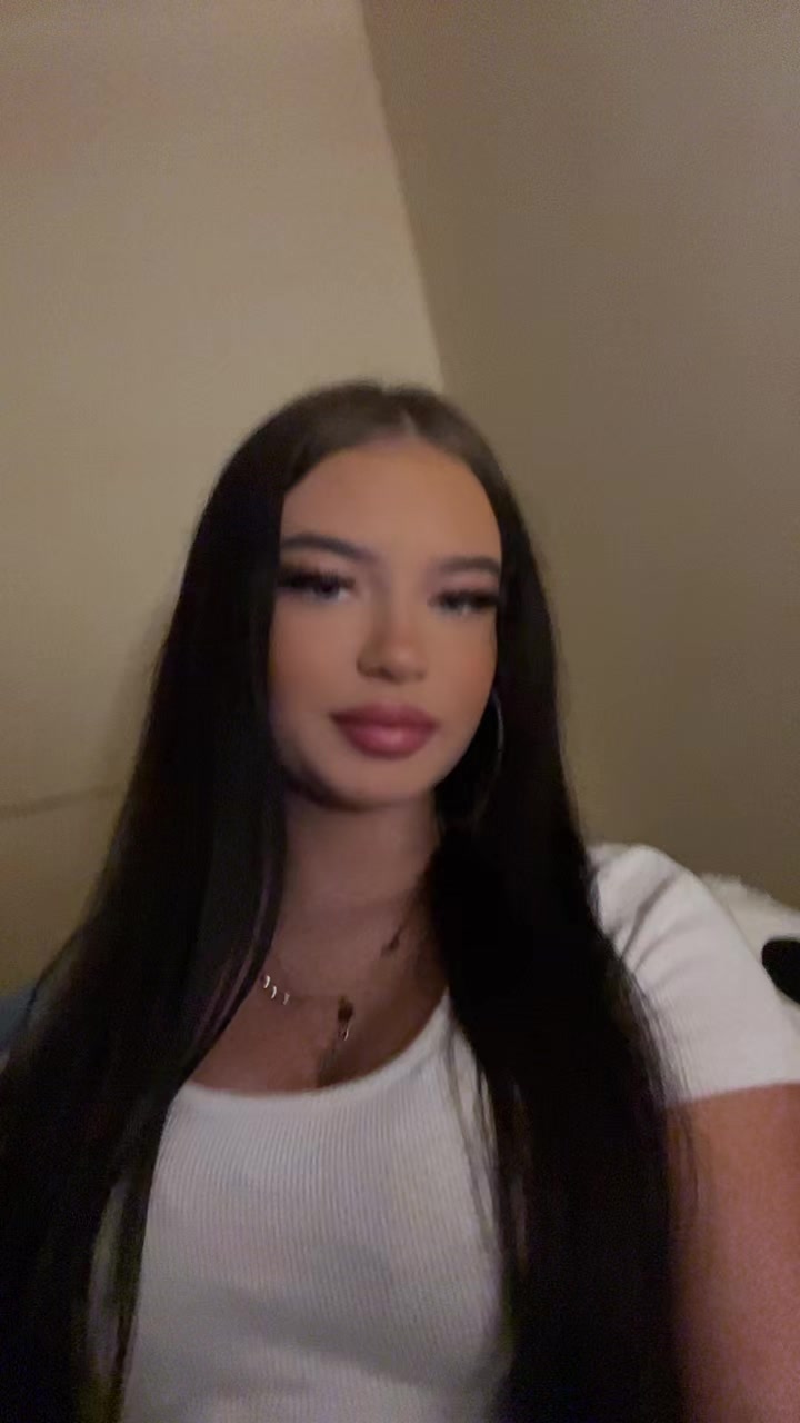 @𝔢𝔩𝔦𝔫𝔞