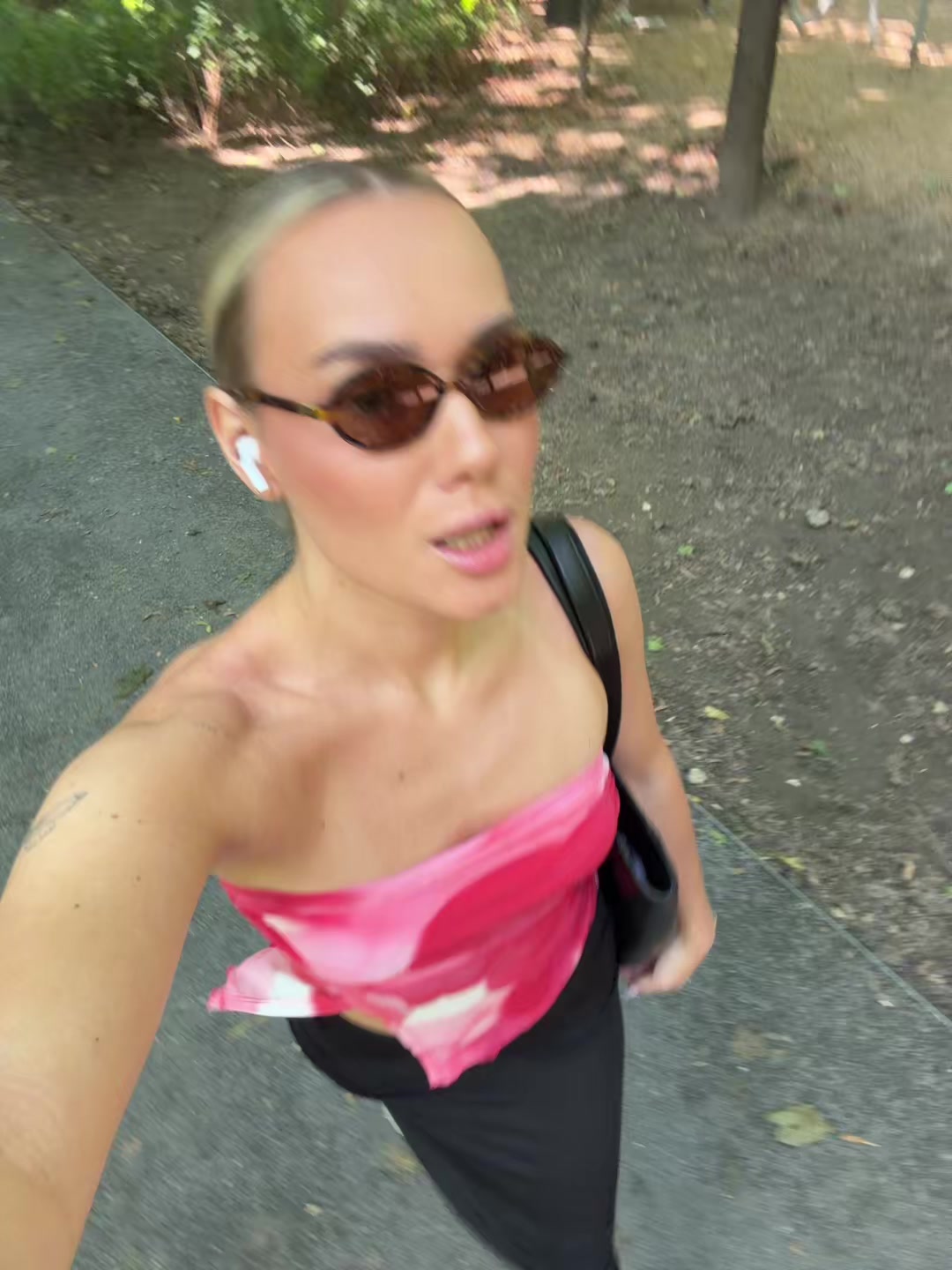 @sstrannayadevochka