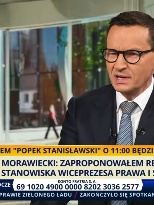@Komentarze Polityczne