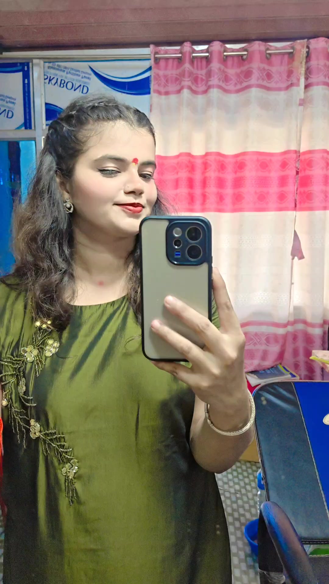 @PANDEY JI 👑👸